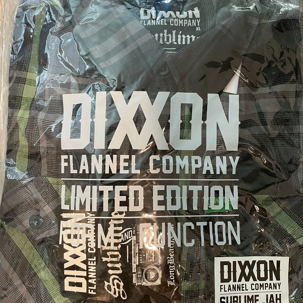 DIXXON Sublim Flannel in Green and Black